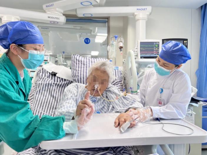 “5·12” 国际护士节 | 你好!中山一院广西医院专科护理团队