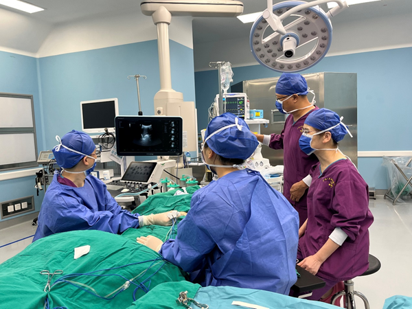 中山一院广西医院超声引导下肝脏射频消融术造福高龄肝癌患者