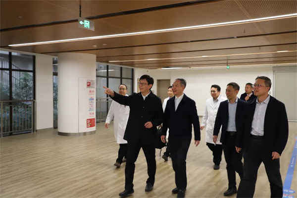 中山一院学科专家到我院骨科进行学术交流及工作指导