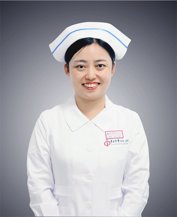 杨护.jpg 杨护.jpg