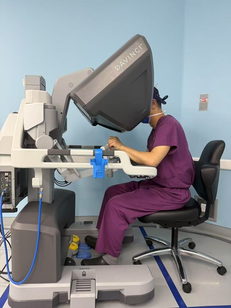 中山一院广西医院泌尿外科开展两例机器人辅助前列腺癌根治术