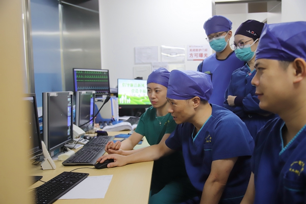 “手腕入路”显神通 | 中山一院广西医院完成广西首例桡动脉路径经皮导管肾动脉去交感神经消融术